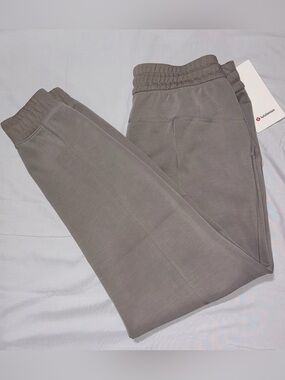 NWT*LULULEMON*SIZE 6*BRUSHED SOFTSTREME HIGH RISE JOGGER* RIVERSTONE*$148 RETAIL